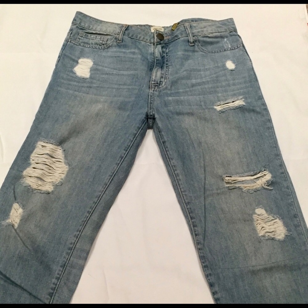 Light blue boyfriend jeans